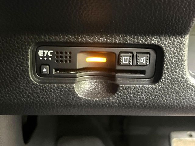 【ETC】高速道路の料金所をストレスなく通過!話題のスポットやサービスエリアに多い「スマートIC」利用時は必須のアイテムです。当店でセットアップを実施、ご納車当日からすぐにご利用いただけます!
