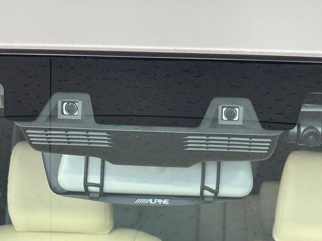 【スズキ セーフティサポート】走行中に前方の車両等を認識し、衝突しそうな時は警報とブレーキで衝突回避と被害軽減をアシスト。より安全にドライブをお楽しみいただけます。