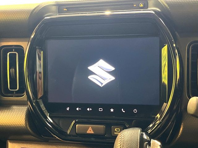 【純正9型ナビゲーション】目的地までしっかり案内してくれる使いやすいナビ。Bluetooth接続すればお持ちのスマホやMP3プレイヤーの音楽を再生可能!毎日の運転がさらに楽しくなります!!