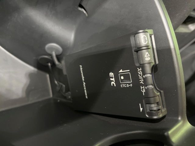 【ETC】高速道路の料金所をストレスなく通過!話題のスポットやサービスエリアに多い「スマートIC」利用時は必須のアイテムです。当店でセットアップを実施、ご納車当日からすぐにご利用いただけます!