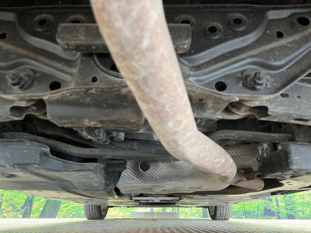 下回りがきれいなうちに、防錆加工の施工がオススメ。降雪地域はもちろん、沿岸部にお住いの方や、趣味でマリン・ウィンタースポーツをされる方にご好評いただいております。