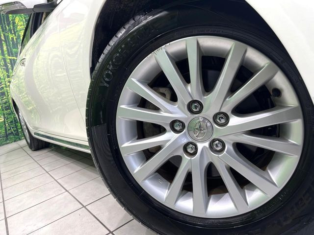 �y����16�C���`�A���~�z�C�[���z�O�ςɃ}�b�`���������A���~�z�C�[���𑕒����Ă���܂��B�e��ЊO�A���~�z�C�[����A�X�^�b�h���X�^�C�����戵�����Ă���܂��B���񂲑��k����������