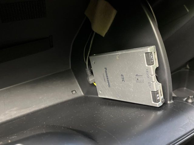【ETC】高速道路の料金所をストレスなく通過!話題のスポットやサービスエリアに多い「スマートIC」利用時は必須のアイテムです。当店でセットアップを実施、ご納車当日からすぐにご利用いただけます!