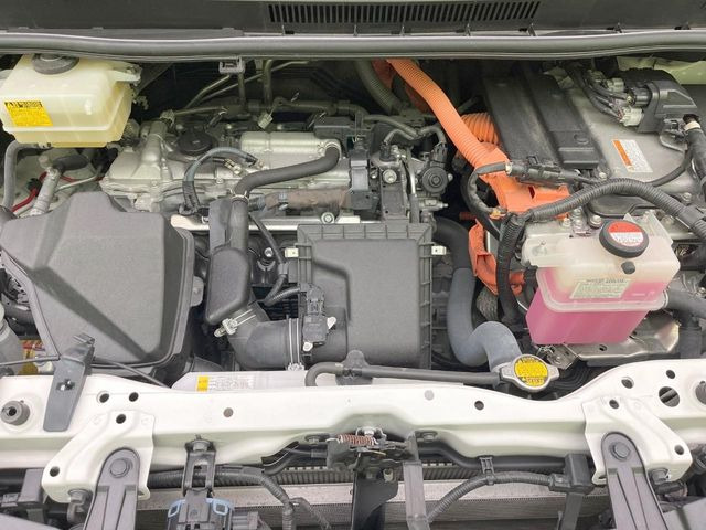 親切・丁寧な専門メカニックスタッフが応対!・車検・点検整備・事故等の修理などアフターサービスも安心。お車のカスタマイズもネクステージのサービススタッフまでご相談ください!