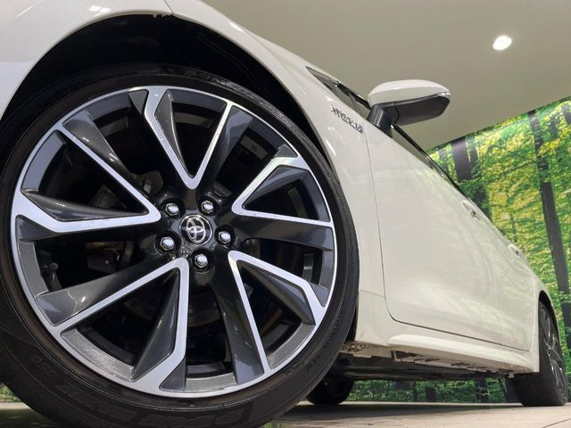 �y����18�C���`�A���~�z�C�[���z�O�ςɃ}�b�`���������A���~�z�C�[���𑕒����Ă���܂��B�e��ЊO�A���~�z�C�[����A�X�^�b�h���X�^�C�����戵�����Ă���܂��B���񂲑��k����������