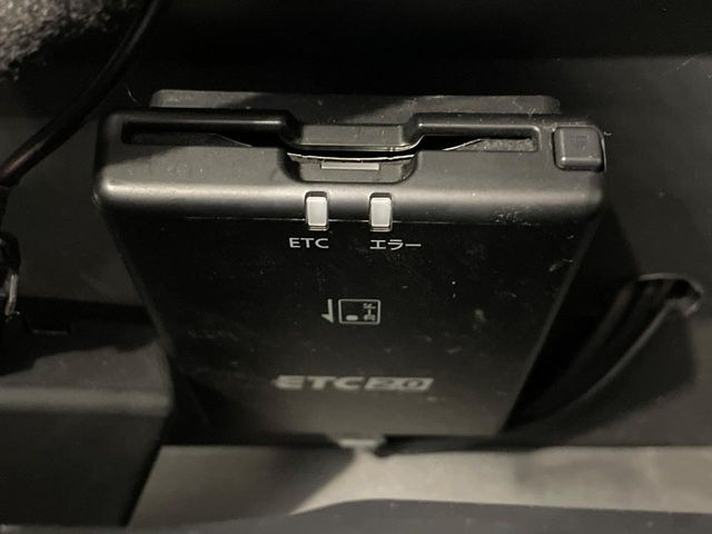 【ETC】高速道路の料金所をストレスなく通過!話題のスポットやサービスエリアに多い「スマートIC」利用時は必須のアイテムです。当店でセットアップを実施、ご納車当日からすぐにご利用いただけます!