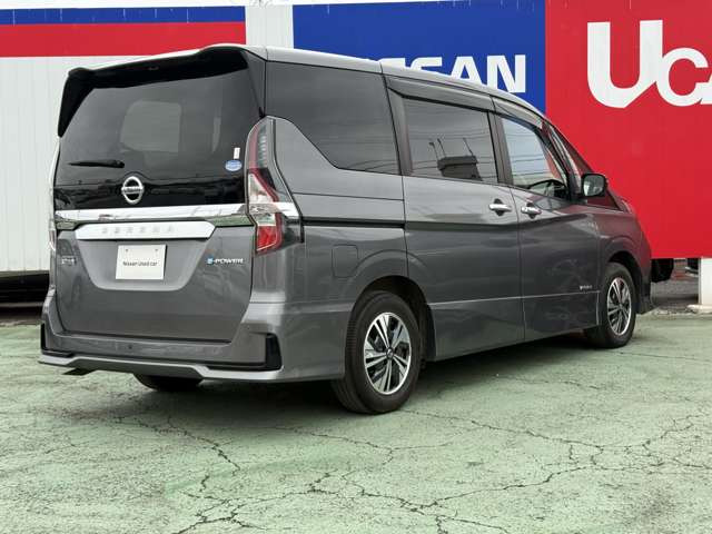 セレナ1.2 e-POWER ハイウェイスターV