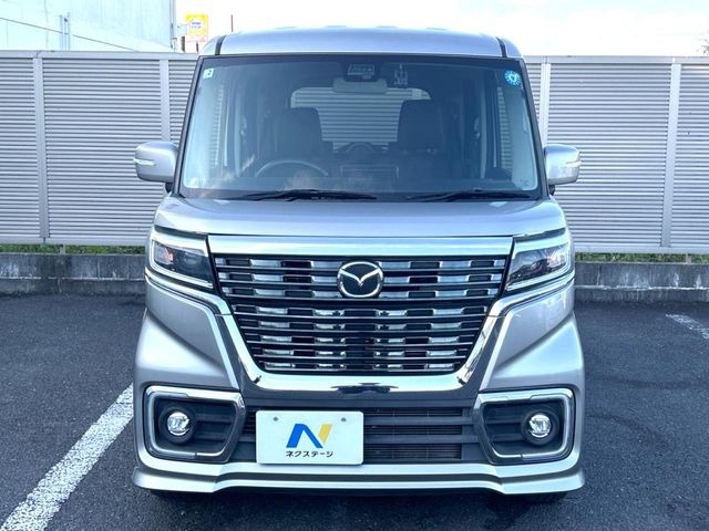 弊社では、全車『修復歴なし』のお車のみ取り扱っております。専任バイヤーによる厳選した仕入れの後、入庫後の車両チェックを行い、ネクステージが認定した高品質な中古車をご提供しております。