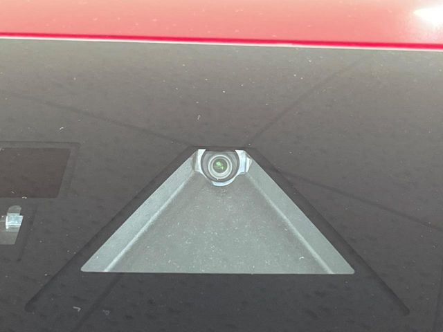 �y�X�}�[�g�u���[�L�T�|�[�g�z���s���ɑO���̎ԗ�����F�����A�Փ˂������Ȏ��͌x��ƃu���[�L�ŏՓˉ���Ɣ�Q�y�����A�V�X�g�B�����S�Ƀh���C�u�����y���݂��������܂��B