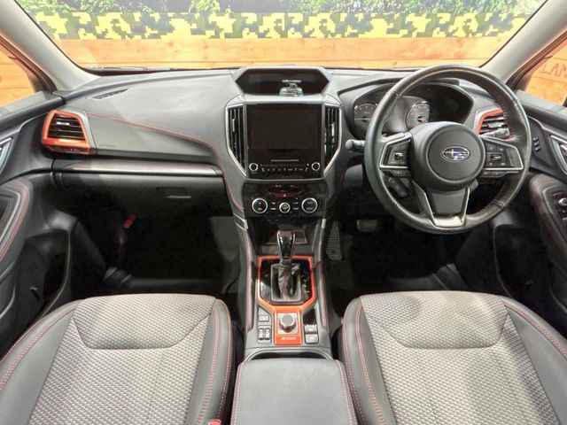 フォレスター2.5 エックスブレイク 4WD