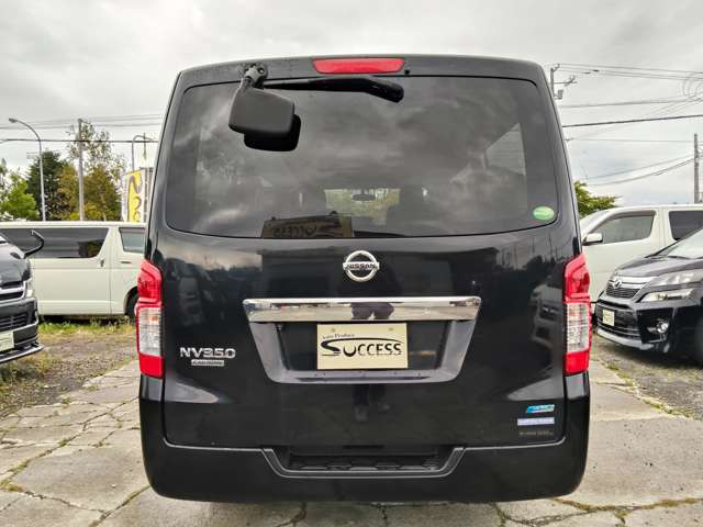 ☆自社認証整備工場にて、納車までの点検整備等、しっかり対応します!工場も2011年2月より増設致しましたので、さらに安心面を強化!☆