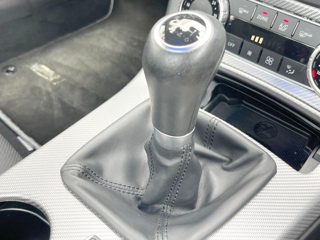 ●シフトノブの使用感も少なく、良好な状態です。