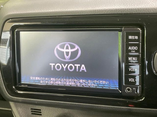 【純正ナビ】人気の純正ナビを装備。オーディオ機能も充実しており、Bluetooth接続すればお持ちのスマホやMP3プレイヤーの音楽を再生可能!毎日の運転がさらに楽しくなります!!