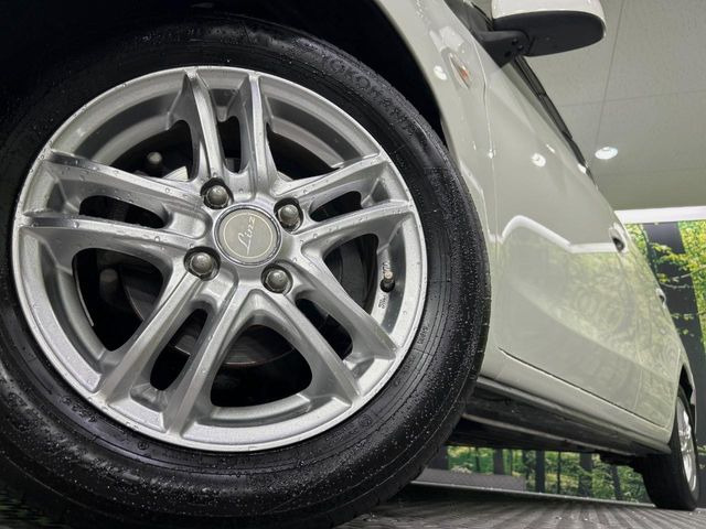 �y14�C���`�A���~�z�C�[���z�O�ςɃ}�b�`�����A���~�z�C�[���𑕒����Ă���܂��B�e��A���~�z�C�[����A�X�^�b�h���X�^�C�����戵�����Ă���܂��B���񂲑��k����������