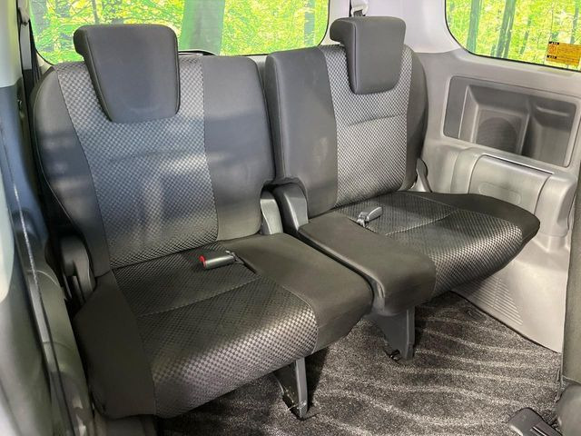 ドライバーによって運転しやすいポジションは異なり、あの車はどうなのか不安なこともありますよね。気になるお車は店頭で乗り込んでご確認いただけます♪