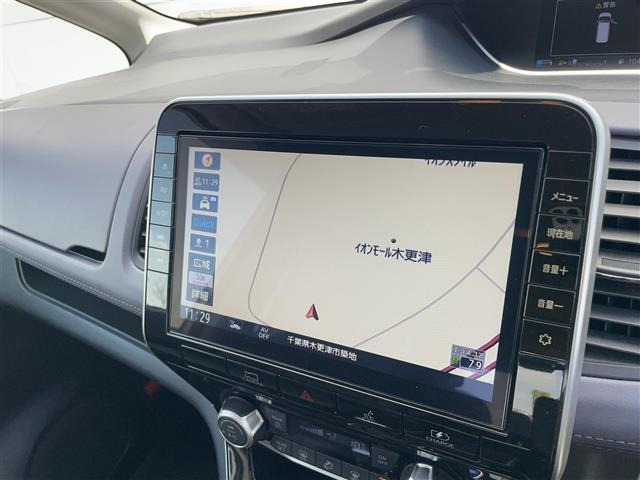 セレナ1.2 e-POWER ハイウェイスターV