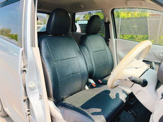 お客様のご予算帯に合わせたお車を常時100台以上取り揃えています!当社のスタッフがお客様のお車選びをしっかりサポートしご提案させていただきます!