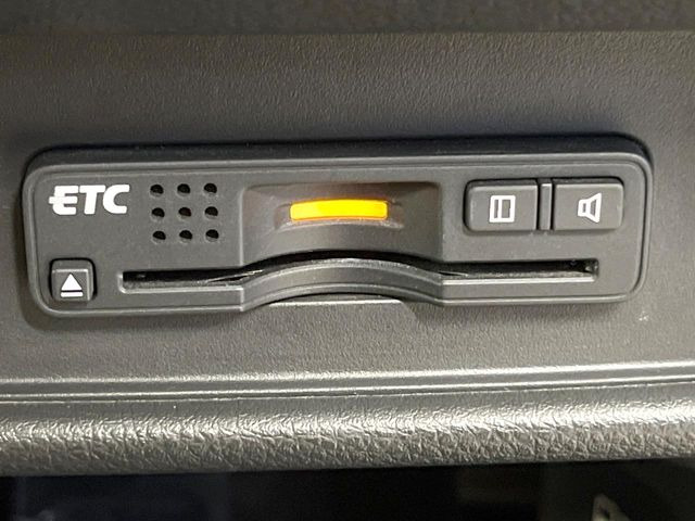 【ETC】高速道路の料金所をストレスなく通過!話題のスポットやサービスエリアに多い「スマートIC」利用時は必須のアイテムです。当店でセットアップを実施、ご納車当日からすぐにご利用いただけます!