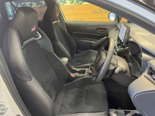�y��p�X�|�[�c�V�[�g�z�z�[���h���ɗD��A�J�[�u���̑̂������}�����Ă���܂��B�܂��A�̂Ƀt�B�b�g���邩�獘��w�������ɂ����A�����O�h���C�u�⍂�����s�ł����K�ɂ��߂������������܂���
