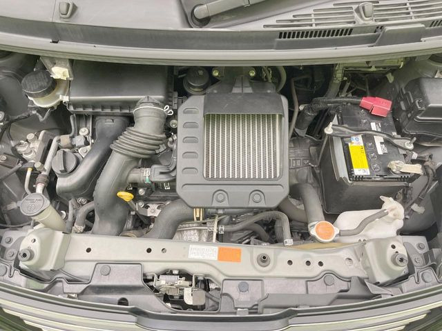 親切・丁寧な専門メカニックスタッフが応対!・車検・点検整備・事故等の修理などアフターサービスも安心。お車のカスタマイズもネクステージのサービススタッフまでご相談ください!