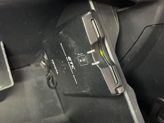 【ETC】高速道路の料金所をストレスなく通過!話題のスポットやサービスエリアに多い「スマートIC」利用時は必須のアイテムです。当店でセットアップを実施、ご納車当日からすぐにご利用いただけます!