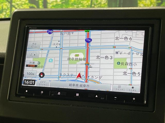【ナビゲーション】使いやすいナビで目的地までしっかり案内してくれます。各種オーディオ再生機能も充実しており、お車の運転がさらに楽しくなります!!