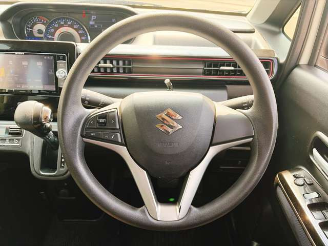 お客様のご予算帯に合わせたお車を常時100台以上取り揃えています!当社のスタッフがお客様のお車選びをしっかりサポートしご提案させていただきます!