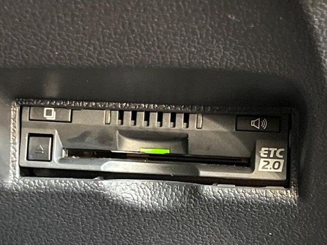 【ETC】高速道路の料金所をストレスなく通過!話題のスポットやサービスエリアに多い「スマートIC」利用時は必須のアイテムです。当店でセットアップを実施、ご納車当日からすぐにご利用いただけます!