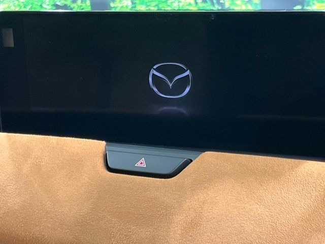 【BOSEサウンドシステム付き純正ナビ】充実のナビ機能はもちろん、高度なチューニング能力が搭載されており、高音質な音楽をお楽しみいただけます♪