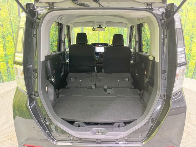 普段のお買い物や通勤、送迎等に十分な荷室スペースを確保しております。セカンドシートを倒すと、大きな荷物の積載も可能です♪