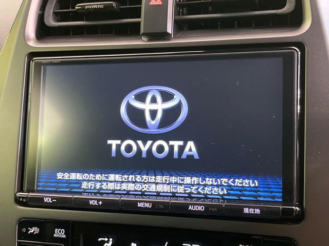 【純正9型ナビ】人気の純正ナビを装備。オーディオ機能も充実しており、Bluetooth接続すればお持ちのスマホやMP3プレイヤーの音楽を再生可能!毎日の運転がさらに楽しくなります!!