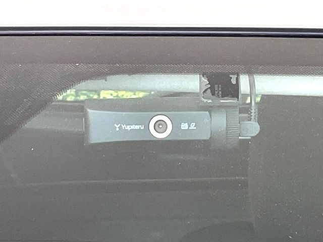 【ドライブレコーダー】ドライブレコーダー装備!走行中はもちろん、あおり運転や事故に遭遇した際、映像で記録し、万一のリスクに備えます。※記録用SDカードはお客様ご自身でご準備いただく必要があります。