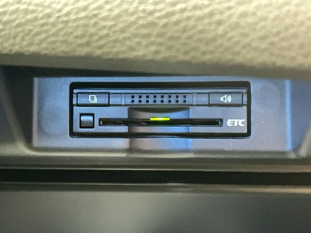 【ETC】高速道路の料金所をストレスなく通過!話題のスポットやサービスエリアに多い「スマートIC」利用時は必須のアイテムです。当店でセットアップを実施、ご納車当日からすぐにご利用いただけます!