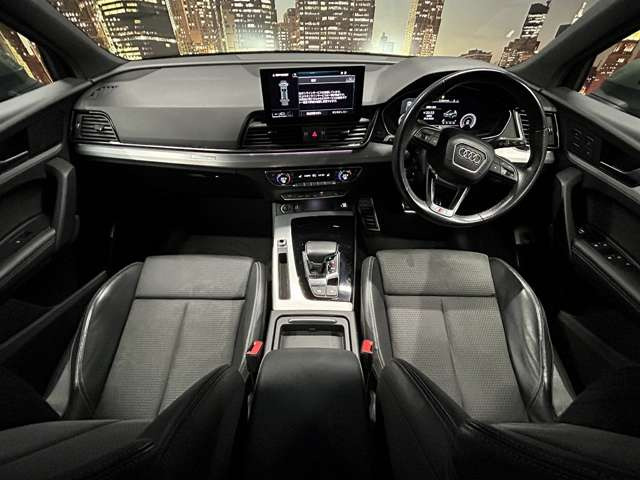 大阪府摂津市にSUV車を『お値打ち価格』で展示している良質中古車専門店です。全車、事故歴修復歴なしの車両限定で取り扱い!関西地域で最もお得な価格かつ最良質車をご提供できるよう努めております。