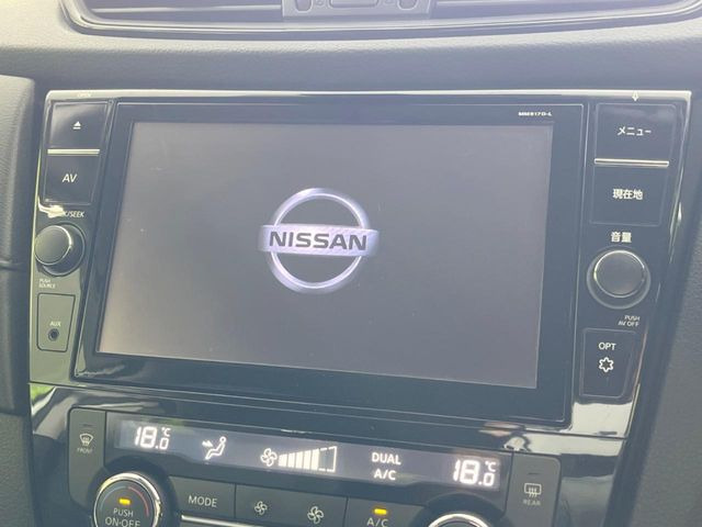 【大画面ナビ】人気の大型9インチナビを装備。存在感のある大画面はインパクト大!ナビ利用時のマップ表示は見やすく、テレビやDVDは臨場感がアップ!いつものドライブがグッと楽しくなります♪