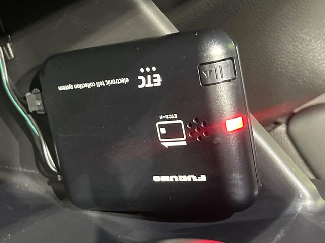 【ETC】高速道路の料金所をストレスなく通過!話題のスポットやサービスエリアに多い「スマートIC」利用時は必須のアイテムです。当店でセットアップを実施、ご納車当日からすぐにご利用いただけます!