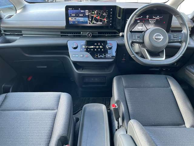 セレナ1.4 e-POWER ハイウェイスターV