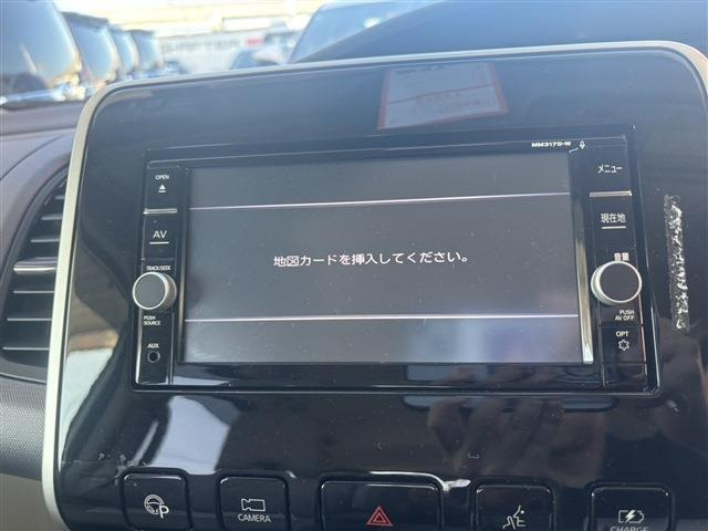 セレナ1.2 e-POWER XV