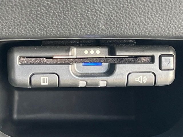 【ETC】高速道路の料金所をストレスなく通過!話題のスポットやサービスエリアに多い「スマートIC」利用時は必須のアイテムです。当店でセットアップを実施、ご納車当日からすぐにご利用いただけます!