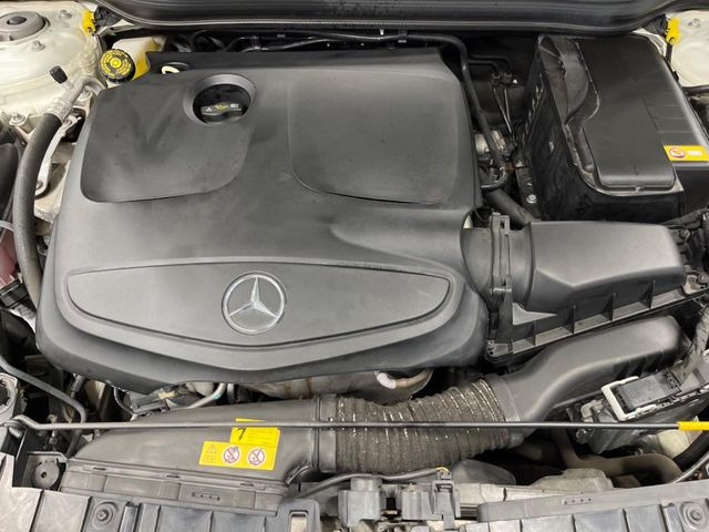●当店では、各メーカーの専用診断テスターを導入。国家資格を持つテクニカルスタッフも常駐しておりますので、万が一の際にも安心してご利用いただけます。