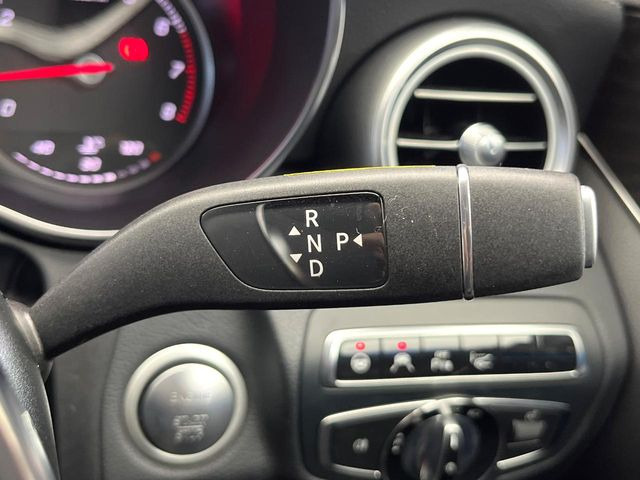 ●シフトノブの使用感も少なく、良好な状態です。