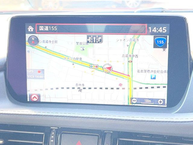 【マツダコネクトナビ】車内の雰囲気にマッチした一体型タイプのナビ。各種車輌設定やBluetooth再生等、様々な機能が楽しめます。直感的なダイヤル操作が可能で、使い勝手も良好です。