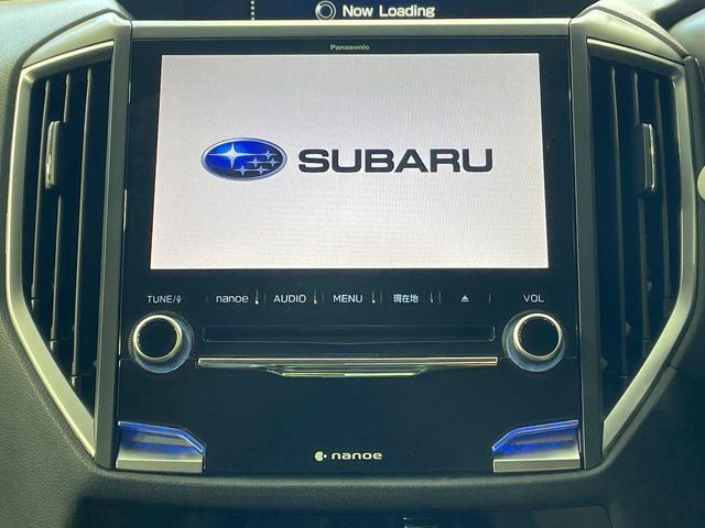 【純正8型ナビ】人気の純正ナビを装備。オーディオ機能も充実しており、Bluetooth接続すればお持ちのスマホやMP3プレイヤーの音楽を再生可能!毎日の運転がさらに楽しくなります!!
