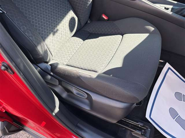 運転席シートリフター