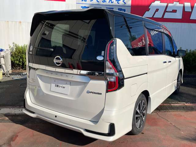 セレナ1.2 e-POWER ハイウェイスターV