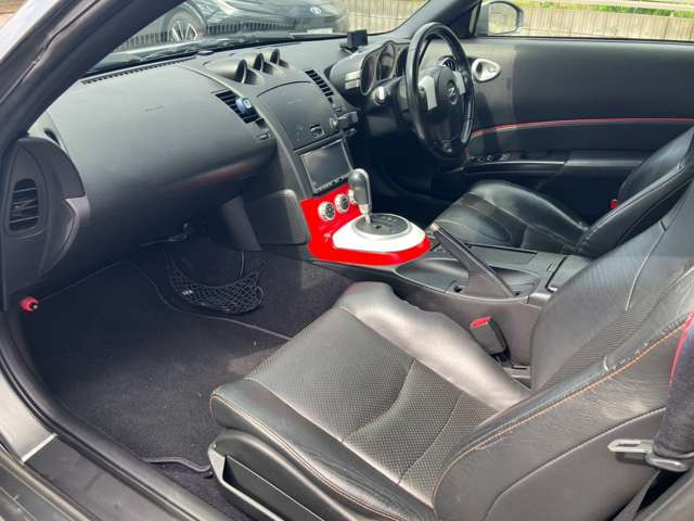 気になるお車がありましたら右の電話番号から直接お店にお問い合わせください。支払方法から車両情報、状態までなんでもご説明させて頂きます。スタッフ一同ご連絡お待ちしております。