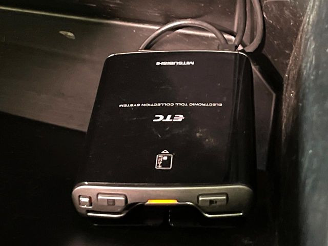 【ETC】高速道路の料金所をストレスなく通過!話題のスポットやサービスエリアに多い「スマートIC」利用時は必須のアイテムです。当店でセットアップを実施、ご納車当日からすぐにご利用いただけます!