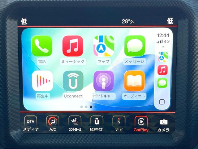 ●Apple Car Play:スマホとの有線接続で、ナビ・オーディオ再生などスマホのアプリ機能が画面でも使える便利機能です!