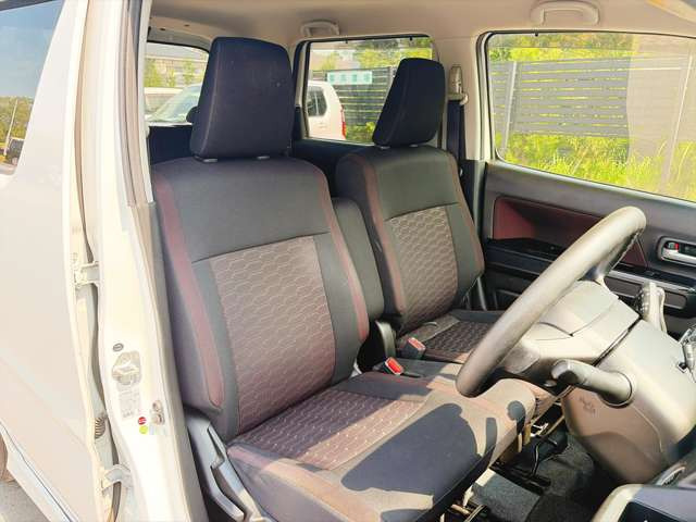 お客様のご予算帯に合わせたお車を常時100台以上取り揃えています!当社のスタッフがお客様のお車選びをしっかりサポートしご提案させていただきます!