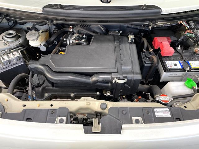 親切・丁寧な専門メカニックスタッフが応対!・車検・点検整備・事故等の修理などアフターサービスも安心。お車のカスタマイズもネクステージのサービススタッフまでご相談ください!